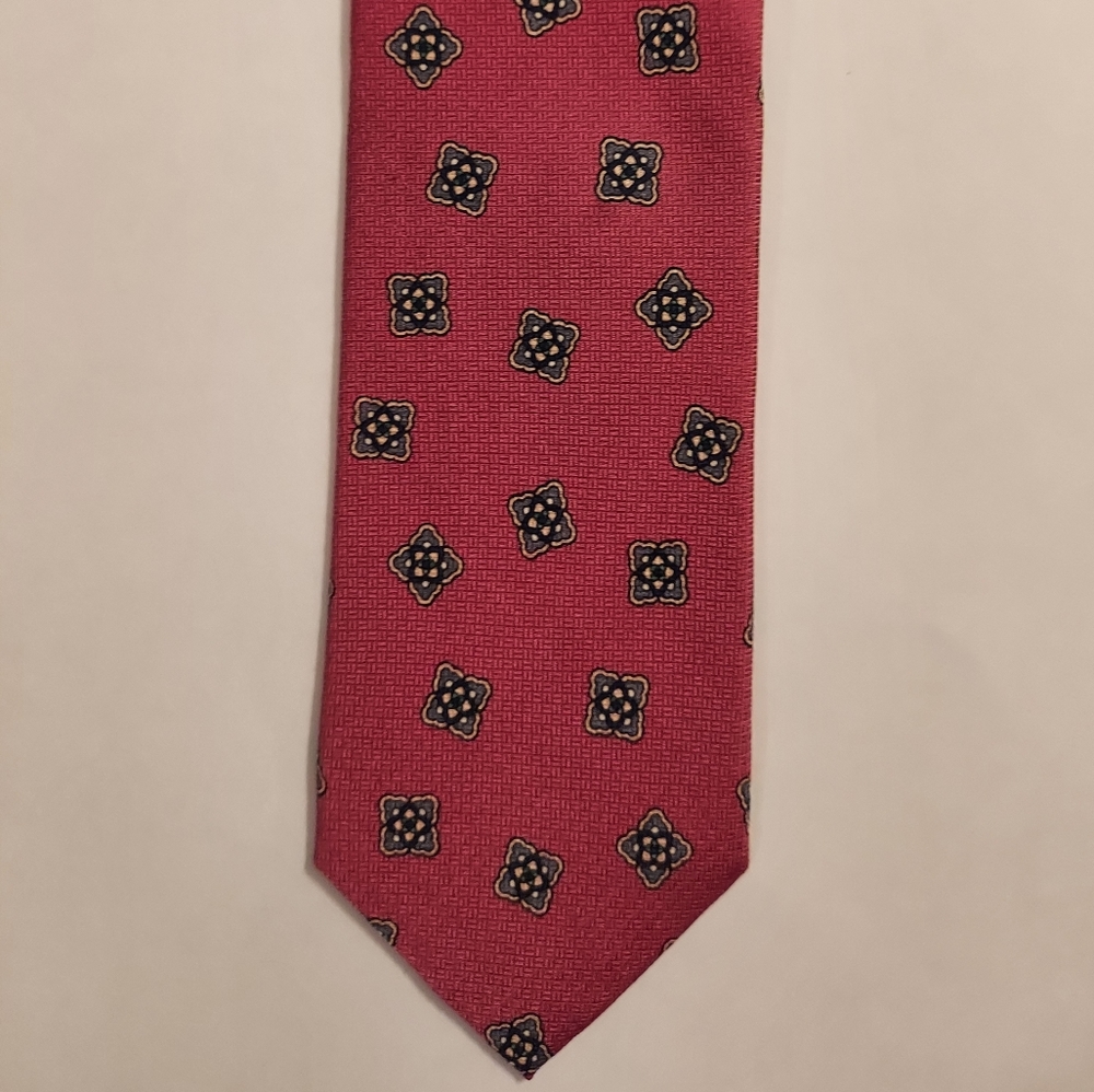 Vintage pink Ferrell Reed handmade silk tie - printed in Italy